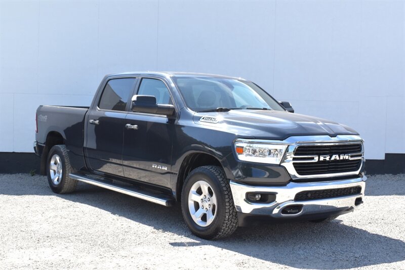 2020 RAM 1500 Big Horn  4x4 4dr CrewCab! 6.4 ft. Short Bed! Big Horn Trim! 2WD/4WD Auto/4WD High/4WD Low! Tow/Haul Mode! Apple CarPlay & Android Auto! Uconnect Touchscreen! Bluetooth! Backup Camera! - Photo 1 - Portland, OR 97266