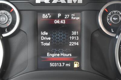 2020 RAM 1500 Big Horn 4x4 4dr CrewCab! 6.4 ft. Short Bed! Big Horn Trim! 2WD/4WD Auto/4WD High/4WD Low! Tow/Haul Mode! Apple CarPlay & Android Auto! Uconnect Touchscreen! Bluetooth! Backup Camera! - Photo 18 - Portland, OR 97266