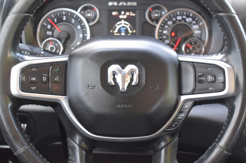 2020 RAM 1500 Big Horn 4x4 4dr CrewCab! 6.4 ft. Short Bed! Big Horn Trim! 2WD/4WD Auto/4WD High/4WD Low! Tow/Haul Mode! Apple CarPlay & Android Auto! Uconnect Touchscreen! Bluetooth! Backup Camera! - Photo 15 - Portland, OR 97266