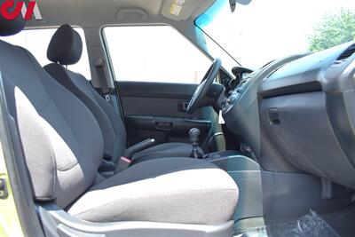 2013 Kia Soul  4dr Crossover 6-Speed Manual! Compact Crossover with Big Space! Inspected & Detailed! 25 City MPG! 30 Hwy MPG! Bluetooth w/Voice Activation! Aux! Traction Control! - Photo 17 - Portland, OR 97266