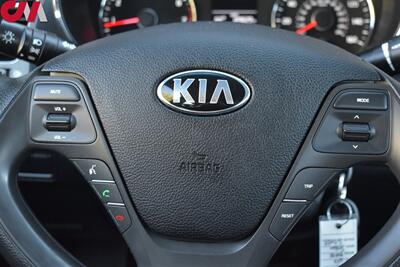 2017 Kia Forte LX  4dr Sedan 6-Speed Manual! 25 MPG City! / 34 MPG Highway! Traction Control! Bluetooth/Aux/USB! - Photo 14 - Portland, OR 97266