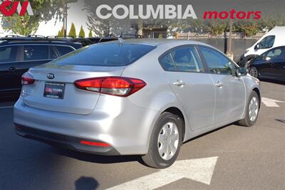 2017 Kia Forte LX 4dr Sedan 6-Speed Manual! 25 MPG City! / 34 MPG Highway! Traction Control! Bluetooth/Aux/USB! - Photo 5 - Portland, OR 97266
