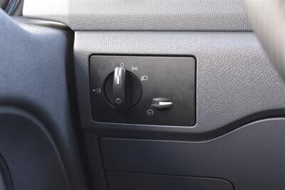 2011 Ford Transit Connect XL  4dr Cargo Mini-Van w/o Side & Rear Glass! Spacious Cargo Area! AM/FM Stereo! Dual Sliding Side Doors! Overhead Storage Shelf! - Photo 14 - Portland, OR 97266