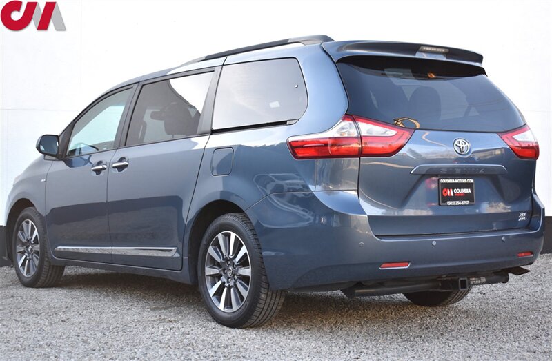 2017 Toyota Sienna XLE Premium 7-Passenger  4dr Mini-Van! Back Up Camera! Blind Spot Monitor! Parking Assist! DVD Player! Bluetooth! Heated Leather Seats! Powered Liftgate! Powered Sliding Doors! Stow-Away Rear Seats!