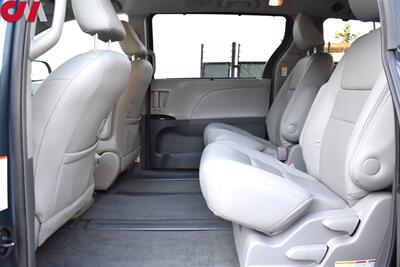 2017 Toyota Sienna XLE Premium 7-Passenger  4dr Mini-Van! Back Up Camera! Blind Spot Monitor! Parking Assist! DVD Player! Bluetooth! Heated Leather Seats! Powered Liftgate! Powered Sliding Doors! Stow-Away Rear Seats! - Photo 24 - Portland, OR 97266