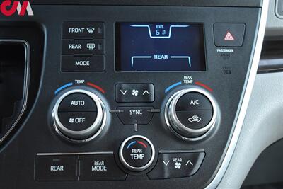 2017 Toyota Sienna XLE Premium 7-Passenger  4dr Mini-Van! Back Up Camera! Blind Spot Monitor! Parking Assist! DVD Player! Bluetooth! Heated Leather Seats! Powered Liftgate! Powered Sliding Doors! Stow-Away Rear Seats! - Photo 21 - Portland, OR 97266