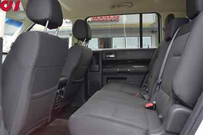 2016 Ford Flex SEL  AWD 4dr Crossover**BY APPOINTMENT ONLY**Rear View Camera! Bluetooth! Heated Seats! Rear Climate Control! Tow Hitch! Roof Rails! - Photo 23 - Portland, OR 97266