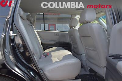 2006 Toyota Highlander Hybrid  AWD 4dr SUV! 3rd Row Seats! Leather Seats! Sunroof! Tow Hitch! All Weather Floor Mats! Cruise Control! JBL Sound! - Photo 20 - Portland, OR 97266