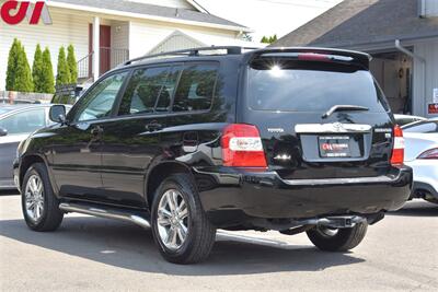 2006 Toyota Highlander Hybrid  AWD 4dr SUV! 3rd Row Seats! Leather Seats! Sunroof! Tow Hitch! All Weather Floor Mats! Cruise Control! JBL Sound! - Photo 2 - Portland, OR 97266