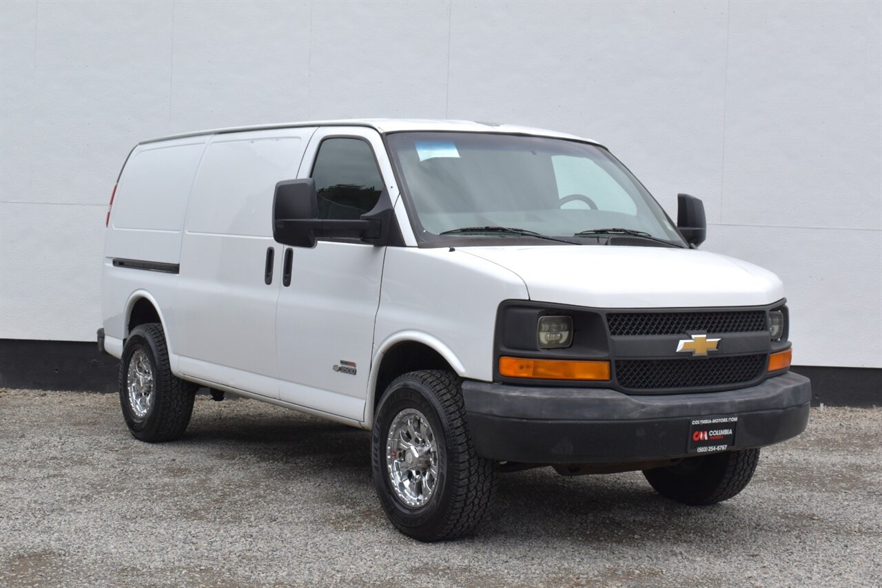 2006 Chevrolet Express 3500  3500 3dr Van! Payload Capacity 3,270lbs! Towing Capacity 9,400lbs! Stability Control! Traction Control! USB & AUX Input! Bluetooth! Leather Seats! Hitch Insert f/Towing! - Photo 1 - Portland, OR 97266