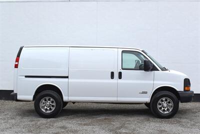 2006 Chevrolet Express 3500  3500 3dr Van! Payload Capacity 3,270lbs! Towing Capacity 9,400lbs! Stability Control! Traction Control! USB & AUX Input! Bluetooth! Leather Seats! Hitch Insert f/Towing! - Photo 6 - Portland, OR 97266