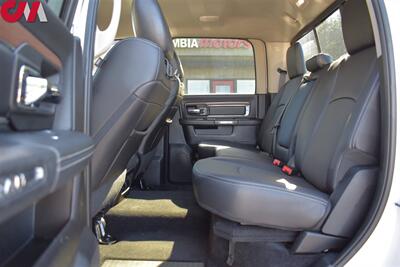 2017 RAM 2500 Laramie 4x4 4dr Crew Cab 6.3 ft. SB Pickup**BY APPOINTMENT ONLY**Back-Up & Cargo Camera! Bluetooth! Tow Pkg! GPS Nav! Vented & Heated Leather Seats! BakFlip MX4 Bed Cover! Front & Back Lightbar! - Photo 22 - Portland, OR 97266