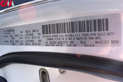 2017 RAM 2500 Laramie 4x4 4dr Crew Cab 6.3 ft. SB Pickup**BY APPOINTMENT ONLY**Back-Up & Cargo Camera! Bluetooth! Tow Pkg! GPS Nav! Vented & Heated Leather Seats! BakFlip MX4 Bed Cover! Front & Back Lightbar! - Photo 31 - Portland, OR 97266