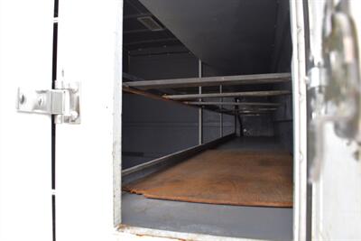 2017 Ford E-350 SD 2dr  Van!**APPOINTMENT ONLY**V10 Power! Dually! Service Body w/ Tool Compartments! Enclosed Upper Box! Work Ready! - Photo 22 - Portland, OR 97266