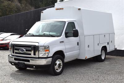 2017 Ford E-350 SD 2dr  Van!**APPOINTMENT ONLY**V10 Power! Dually! Service Body w/ Tool Compartments! Enclosed Upper Box! Work Ready! - Photo 8 - Portland, OR 97266