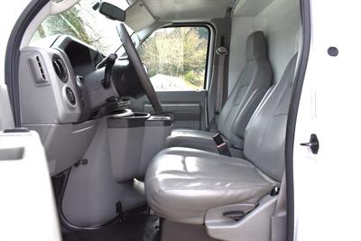 2017 Ford E-350 SD 2dr  Van!**APPOINTMENT ONLY**V10 Power! Dually! Service Body w/ Tool Compartments! Enclosed Upper Box! Work Ready! - Photo 10 - Portland, OR 97266