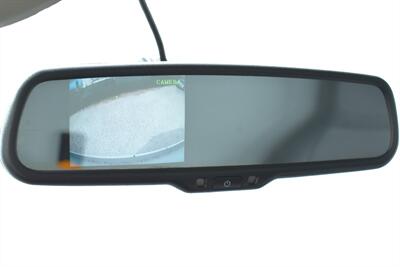 2017 Ford E-350 SD 2dr  Van!**APPOINTMENT ONLY**V10 Power! Dually! Service Body w/ Tool Compartments! Enclosed Upper Box! Work Ready! - Photo 18 - Portland, OR 97266