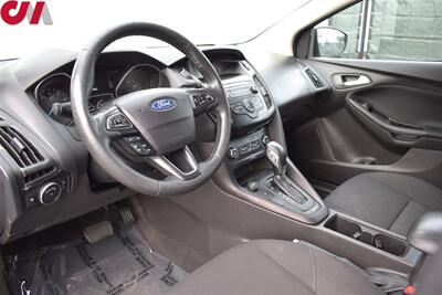 2018 Ford Focus SE  4dr Hatchback! Back-Up Camera! Bluetooth w/ Steering Wheel Controls! Heated Seats! Traction Control! All Weather Floor Mats! - Photo 3 - Portland, OR 97266