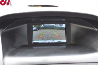 2018 Ford Focus SE  4dr Hatchback! Back-Up Camera! Bluetooth w/ Steering Wheel Controls! Heated Seats! Traction Control! All Weather Floor Mats! - Photo 15 - Portland, OR 97266