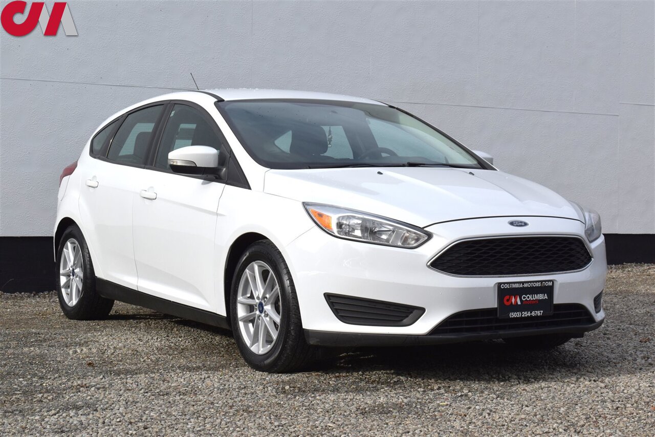 2018 Ford Focus SE  4dr Hatchback! Back-Up Camera! Bluetooth w/ Steering Wheel Controls! Heated Seats! Traction Control! All Weather Floor Mats! - Photo 1 - Portland, OR 97266
