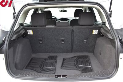 2018 Ford Focus SE  4dr Hatchback! Back-Up Camera! Bluetooth w/ Steering Wheel Controls! Heated Seats! Traction Control! All Weather Floor Mats! - Photo 24 - Portland, OR 97266