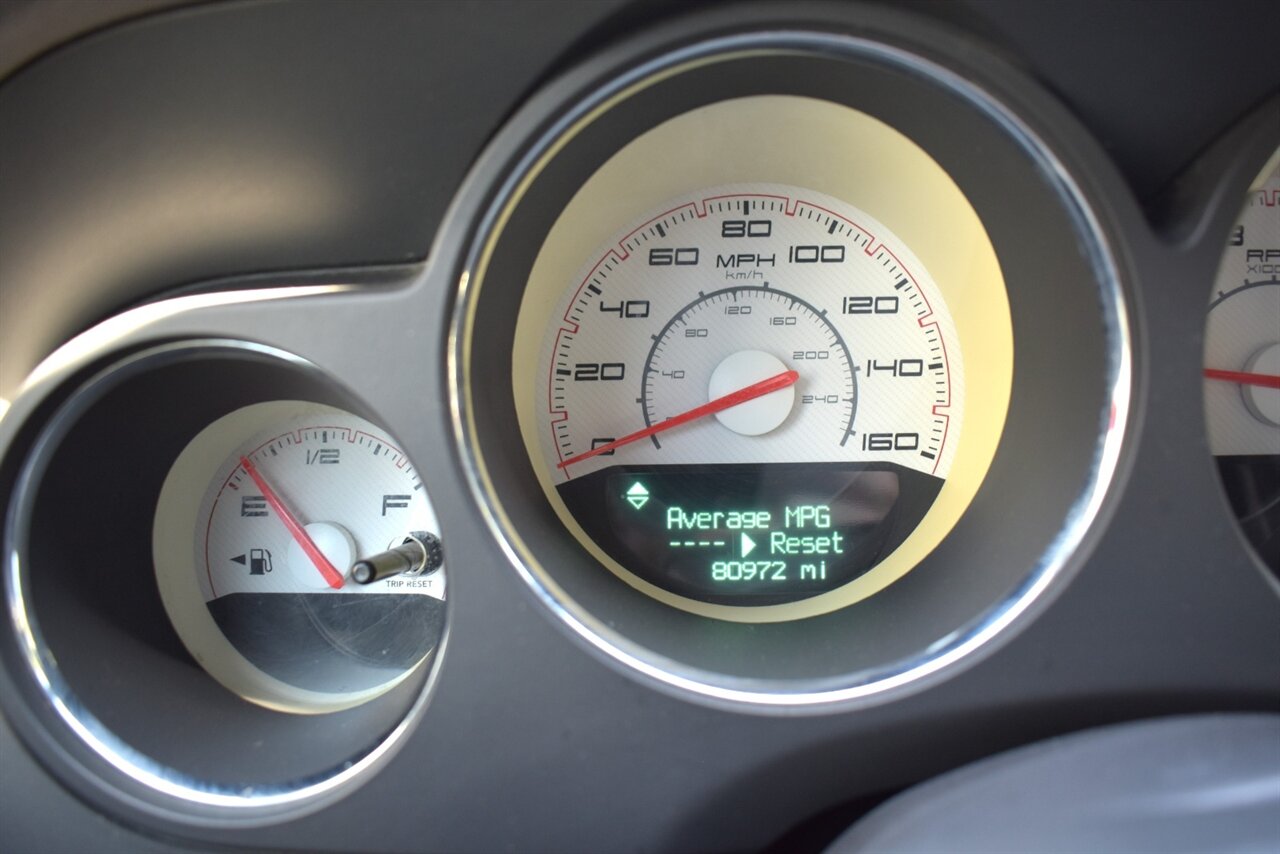 2011 Dodge Challenger R/T 2dr Coupe! 6 Speed Manual! Back Up Camera! Cruise Control! 5.7L HEMI V8! Rear-Wheel Drive! Dual Exhaust! Sport-tuned suspension! Apple CarPlay! Android Auto! - Photo 20 - Portland, OR 97266