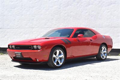 2011 Dodge Challenger R/T 2dr Coupe! 6 Speed Manual! Back Up Camera! Cruise Control! 5.7L HEMI V8! Rear-Wheel Drive! Dual Exhaust! Sport-tuned suspension! Apple CarPlay! Android Auto! - Photo 5 - Portland, OR 97266