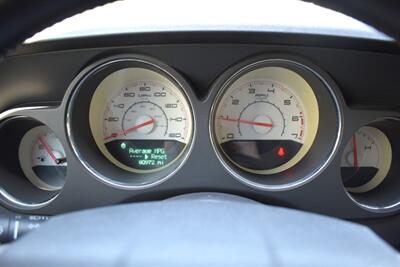 2011 Dodge Challenger R/T 2dr Coupe! 6 Speed Manual! Back Up Camera! Cruise Control! 5.7L HEMI V8! Rear-Wheel Drive! Dual Exhaust! Sport-tuned suspension! Apple CarPlay! Android Auto! - Photo 19 - Portland, OR 97266