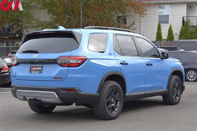 2025 Honda Pilot TrailSport  AWD 4dr SUV 3rd-Row Seats! Back Up Cam! Side View Cameras! Blind Spot Monitor! Bluetooth! Heated Leather Seats! Snow/Trail/Sand Modes! Pano-Sunroof! - Photo 5 - Portland, OR 97266