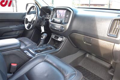2022 Chevrolet Colorado ZR2 4X4 4dr Crew Cab 5 ft. SB! Back Up Camera! Navigation! Collision Mitigation System! Dual Locking Differentials! Apple CarPlay! Android Auto! Heated & Ventilated Seats! Wireless Charging! - Photo 12 - Portland, OR 97266