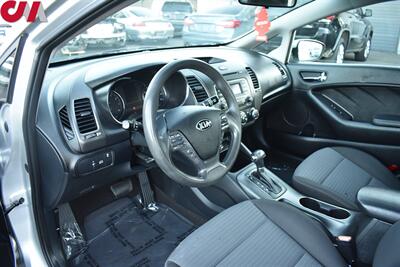 2015 Kia Forte LX  4dr Sedan 6A USB/Auxiliary Inputs! Bluetooth w/Voice Activation! Electronic Stability Control! Remote Keyless Entry! - Photo 3 - Portland, OR 97266