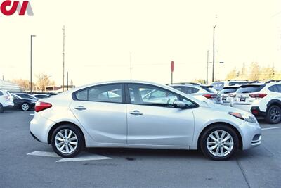 2015 Kia Forte LX  4dr Sedan 6A USB/Auxiliary Inputs! Bluetooth w/Voice Activation! Electronic Stability Control! Remote Keyless Entry! - Photo 6 - Portland, OR 97266