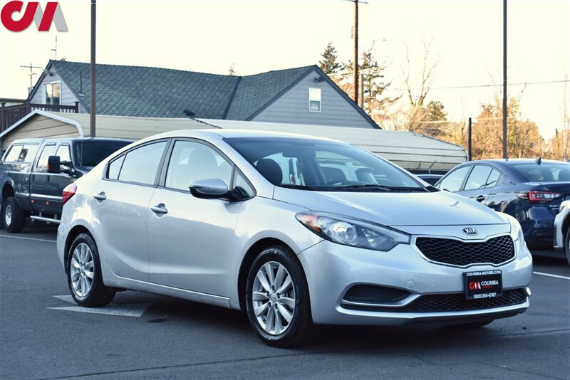 2015 Kia Forte LX  4dr Sedan 6A USB/Auxiliary Inputs! Bluetooth w/Voice Activation! Electronic Stability Control! Remote Keyless Entry!