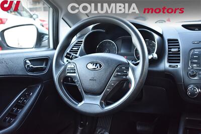 2015 Kia Forte LX 4dr Sedan 6A USB/Auxiliary Inputs! Bluetooth w/Voice Activation! Electronic Stability Control! Remote Keyless Entry! - Photo 13 - Portland, OR 97266