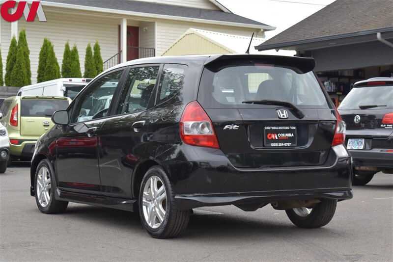 2007 Honda Fit Sport  4dr Hatchback! Sport-Tuned Suspension! 27 City MPG! 35 Hwy MPG! CD/Aux! Security Alarm System! Flat-Folding Rear Seats!