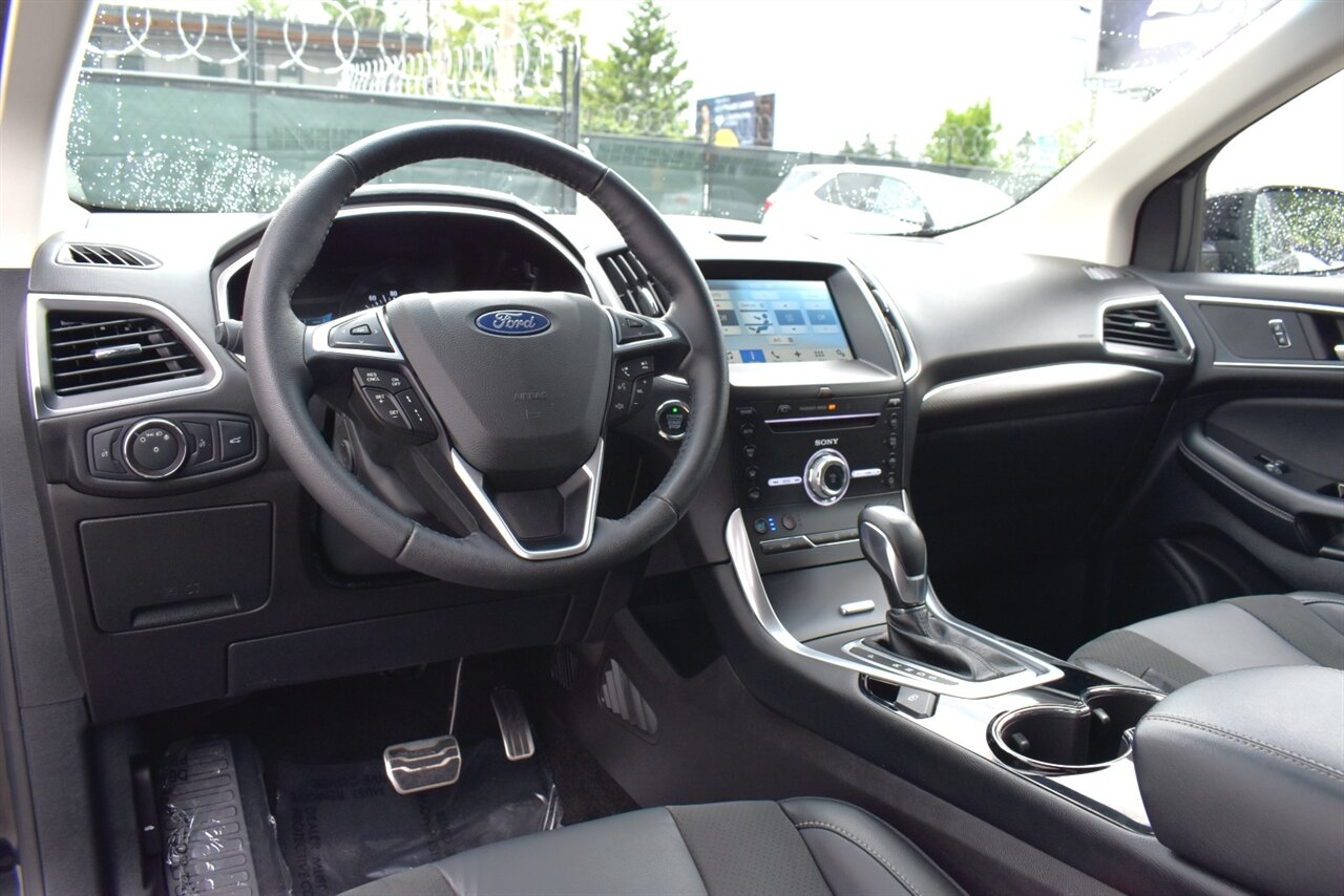 2018 Ford Edge Sport AWD! 4dr Crossover! Blind Spot Assist! Back Up Camera! Lane Keeping Assist! Cruise Control! Active Park Assist! Heated and Ventilated Seats! Bluetooth! - Photo 3 - Portland, OR 97266