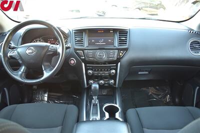 2019 Nissan Pathfinder SV  4X4 4dr SUV! 3rd-Row Seats! Back up Camera! Blind Spot Monitor! Bluetooth! 4WD Mode Selector! Tow/Haul Mode! - Photo 12 - Portland, OR 97266