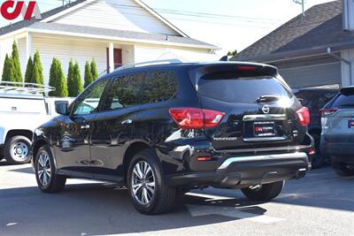 2019 Nissan Pathfinder SV  4X4 4dr SUV! 3rd-Row Seats! Back up Camera! Blind Spot Monitor! Bluetooth! 4WD Mode Selector! Tow/Haul Mode! - Photo 2 - Portland, OR 97266