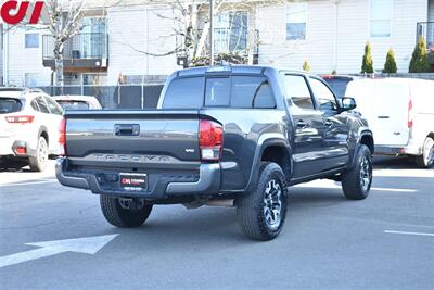 2016 Toyota Tacoma SR5 V6  4x2 4dr Double Cab 5.0ft SB Back-Up Cam! Bluetooth! Tow Hitch Insert! Truck Bed 400w/120v Outlet! Qi (wireless phone) Charging Station! ECT Power! - Photo 5 - Portland, OR 97266