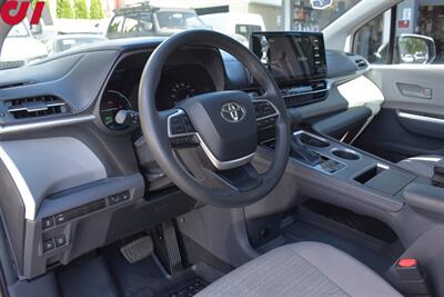 2021 Toyota Sienna LE 8-Passenger  AWD 4dr Mini-Van**BY APPOINTMENT ONLY** Toyota Safety Sense 2.0! Back Up Cam! Lane Assist! Collision Mitigation! Bluetooth! EV Drive Mode! Dynamic Radar Cruise Control! - Photo 3 - Portland, OR 97266