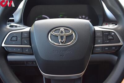 2021 Toyota Sienna LE 8-Passenger  AWD 4dr Mini-Van**BY APPOINTMENT ONLY** Toyota Safety Sense 2.0! Back Up Cam! Lane Assist! Collision Mitigation! Bluetooth! EV Drive Mode! Dynamic Radar Cruise Control! - Photo 13 - Portland, OR 97266