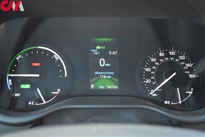 2021 Toyota Sienna LE 8-Passenger  AWD 4dr Mini-Van**BY APPOINTMENT ONLY** Toyota Safety Sense 2.0! Back Up Cam! Lane Assist! Collision Mitigation! Bluetooth! EV Drive Mode! Dynamic Radar Cruise Control! - Photo 16 - Portland, OR 97266