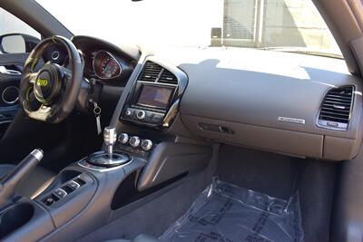 2014 Audi R8 5.2 quattro Spyder AWD 2dr Convertible 7A! 5.2L V10 Engine! Back Up Camera! Parking Sensors! Navigation! Heated Leather Seats! Bluetooth! Magnetic Ride Suspension! Bang & Olufsen Audio! - Photo 22 - Portland, OR 97266