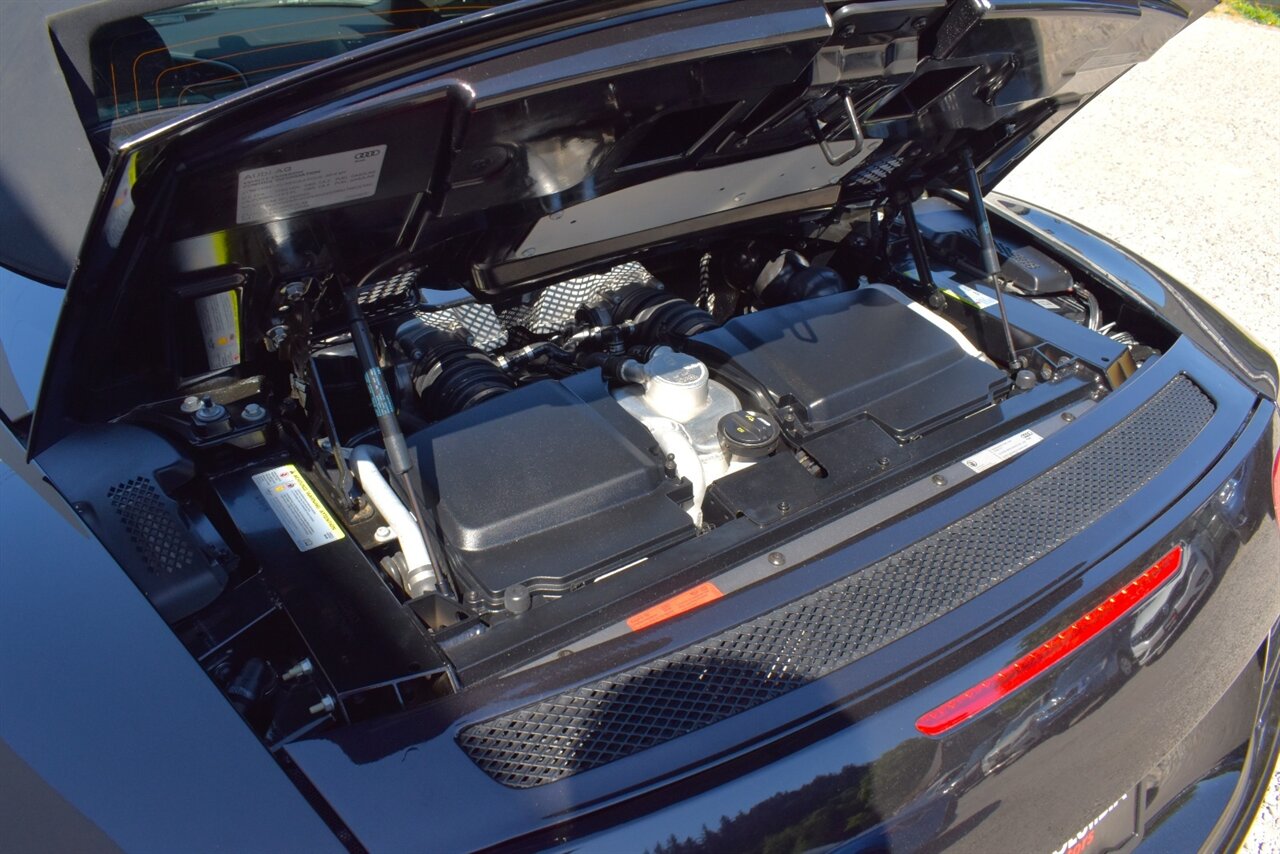 2014 Audi R8 5.2 quattro Spyder AWD 2dr Convertible 7A! 5.2L V10 Engine! Back Up Camera! Parking Sensors! Navigation! Heated Leather Seats! Bluetooth! Magnetic Ride Suspension! Bang & Olufsen Audio! - Photo 51 - Portland, OR 97266