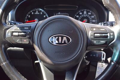 2016 Kia Sorento LX  AWD 4dr SUV! 3rd Row Seats! Back Up Camera! Parking Assist! Bluetooth! Center Locking Diff! Heated Seats! Bluetooth! Eco & Sport Drive Modes! - Photo 14 - Portland, OR 97266