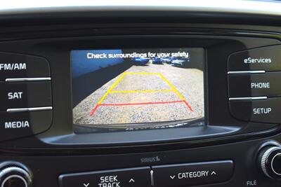 2016 Kia Sorento LX  AWD 4dr SUV! 3rd Row Seats! Back Up Camera! Parking Assist! Bluetooth! Center Locking Diff! Heated Seats! Bluetooth! Eco & Sport Drive Modes! - Photo 19 - Portland, OR 97266