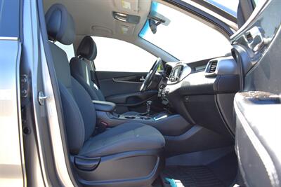 2016 Kia Sorento LX  AWD 4dr SUV! 3rd Row Seats! Back Up Camera! Parking Assist! Bluetooth! Center Locking Diff! Heated Seats! Bluetooth! Eco & Sport Drive Modes! - Photo 28 - Portland, OR 97266