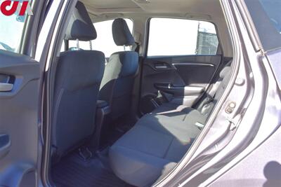 2015 Honda Fit EX  4dr Hatchback CVT! Back-Up Camera! Bluetooth w/ Steering Wheel Controls! Cruise Control! ECON Mode! 32MPG City! 38MPG Hwy! Sunroof! Trunk Cargo Cover! All Weather Floor Mats! - Photo 23 - Portland, OR 97266