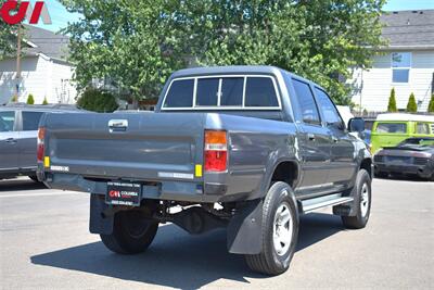 1993 Toyota Hilux  ++By Appointment ONLY++ 5-Speed Manual! Right-Hand Drive! Sunroof! Power Windows! All Weather Floor Mats! Front Tow Hooks! - Photo 5 - Portland, OR 97266