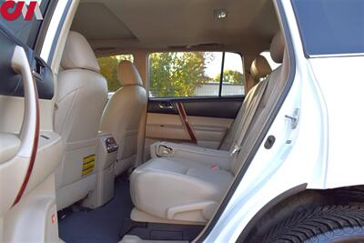 2013 Toyota Highlander Hybrid Limited  AWD 4dr SUV! 3rd Row Seats! Back Up Camera! Navigation! Bluetooth! Heated Leather Seats! Sunroof! Powered Liftgate! - Photo 25 - Portland, OR 97266